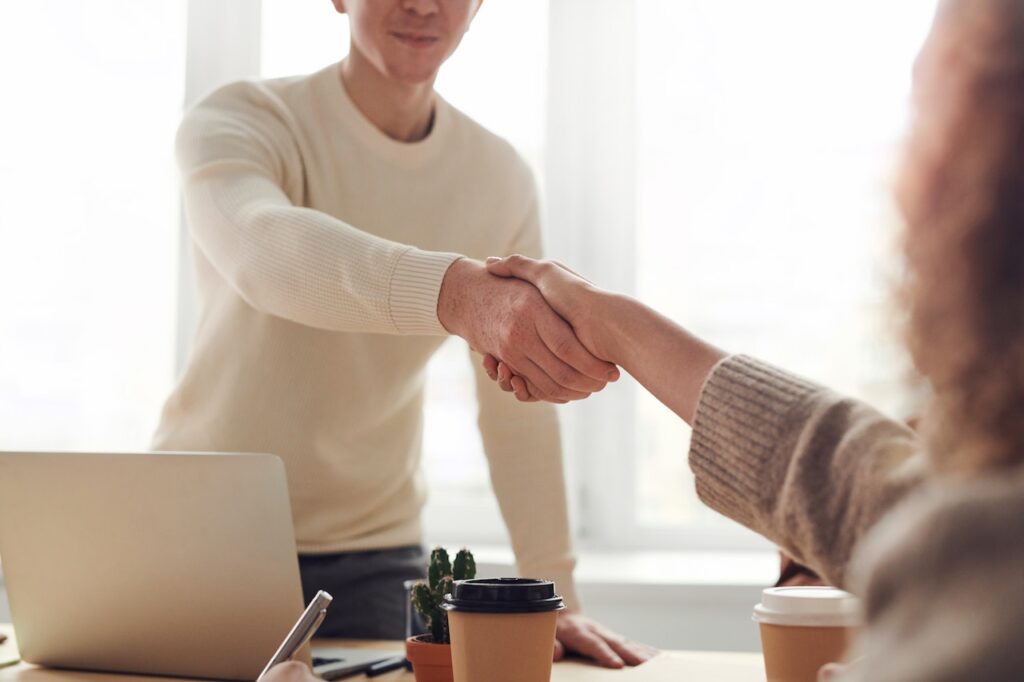 The Trust Factor: How Freebies and Valuable Information Win Over Clients