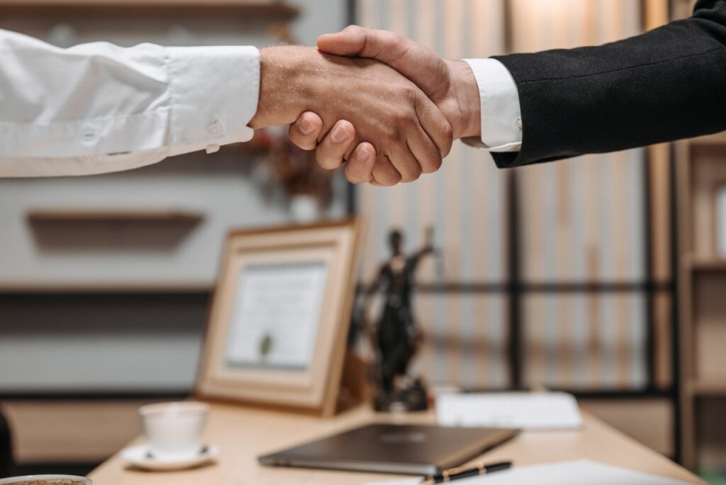 Nurturing Client Bonds: How Free Information and Products Create Long-Term Partnerships